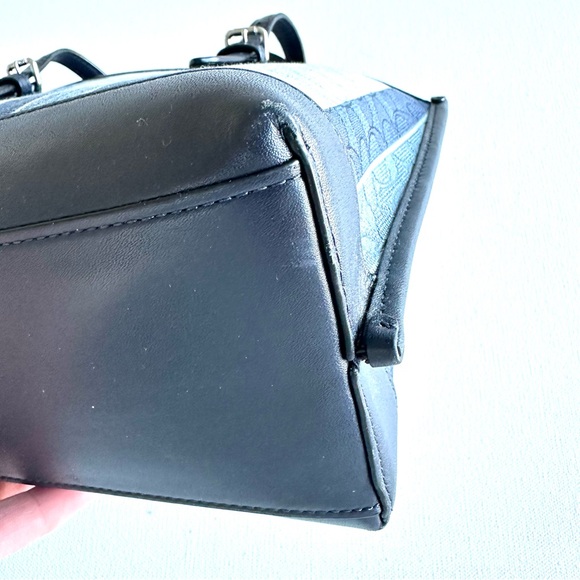 Coach Mollie Tote in Signature Navy and Light Blue Jacquard - Picture 6 of 6